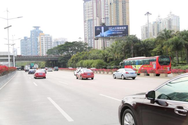 广东省深圳市福田区滨河路新洲立交东北侧户外大牌