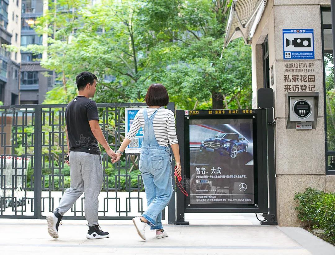 全国私人高端社区住宅门禁灯箱户外广告